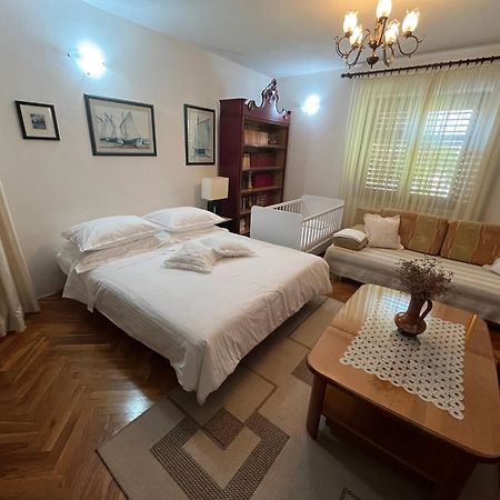 Apartman Mladenka 苏佩塔尔 外观 照片