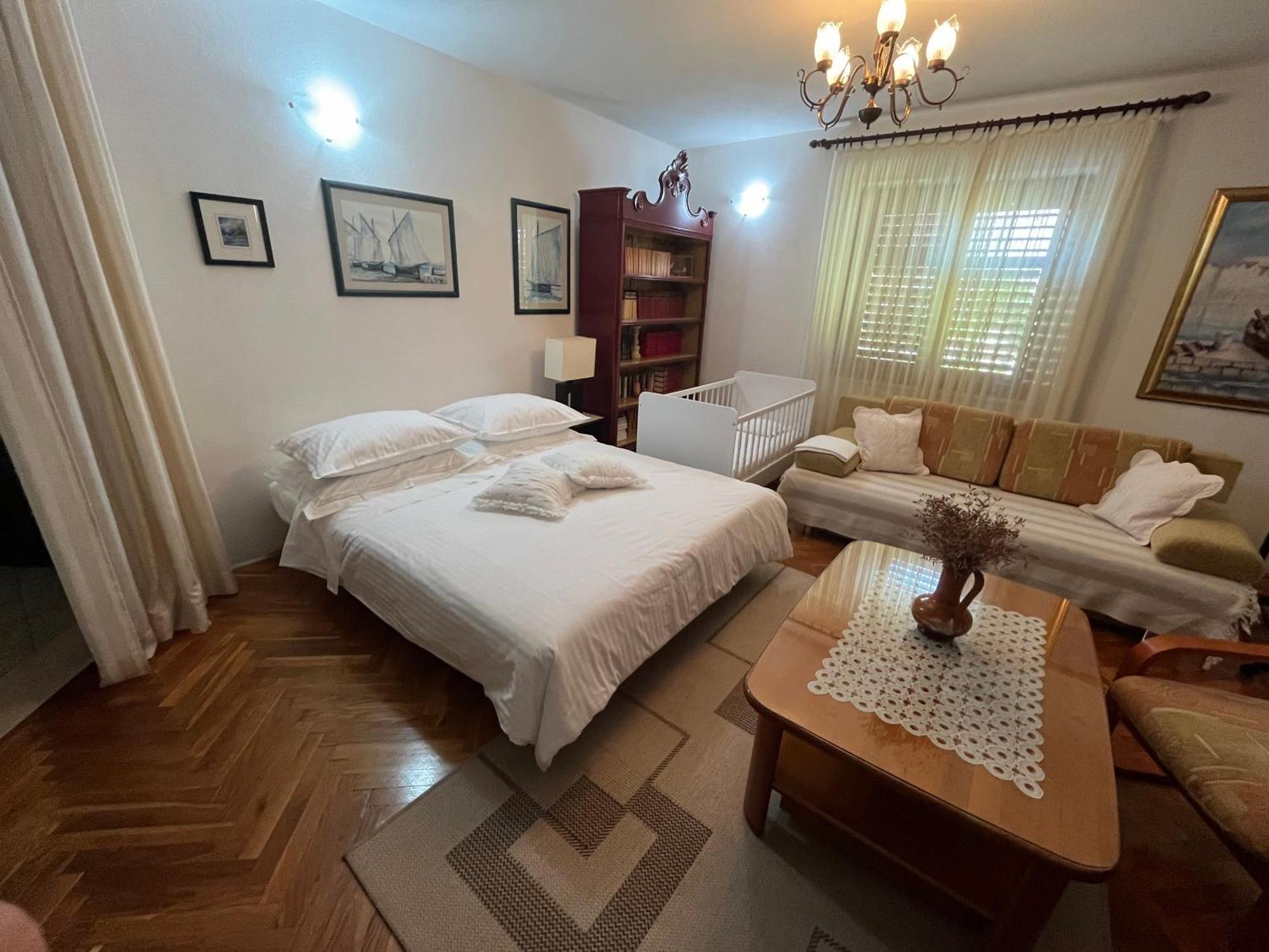Apartman Mladenka 苏佩塔尔 外观 照片