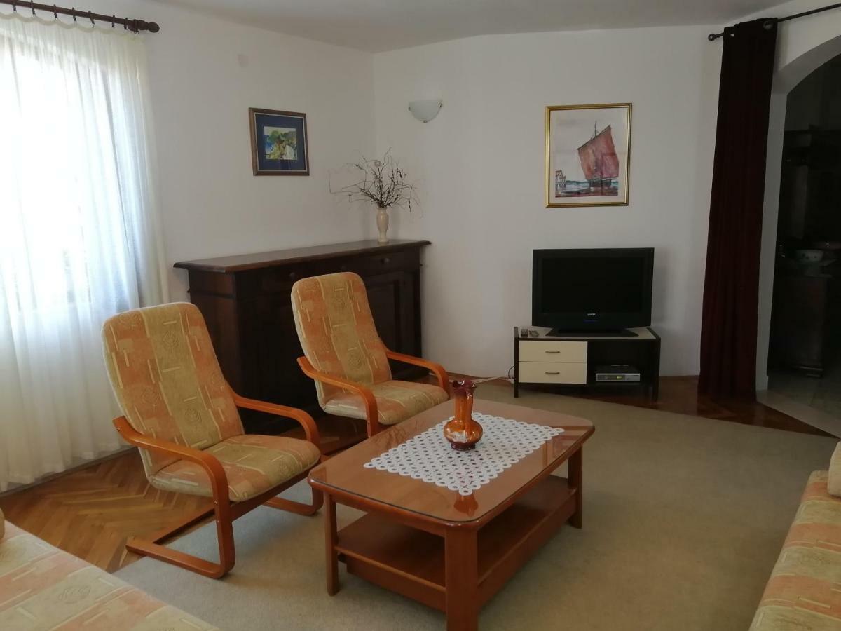 Apartman Mladenka 苏佩塔尔 外观 照片